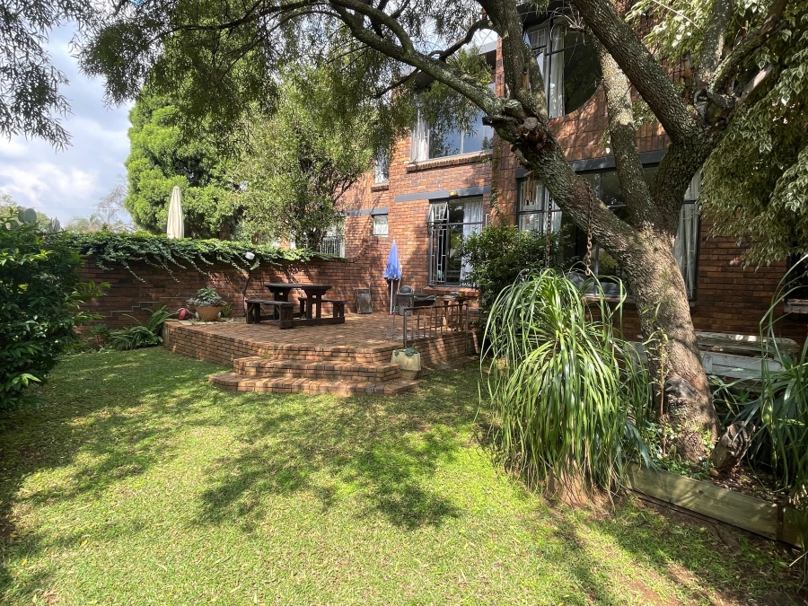 3 Bedroom Property for Sale in Maroelana Gauteng