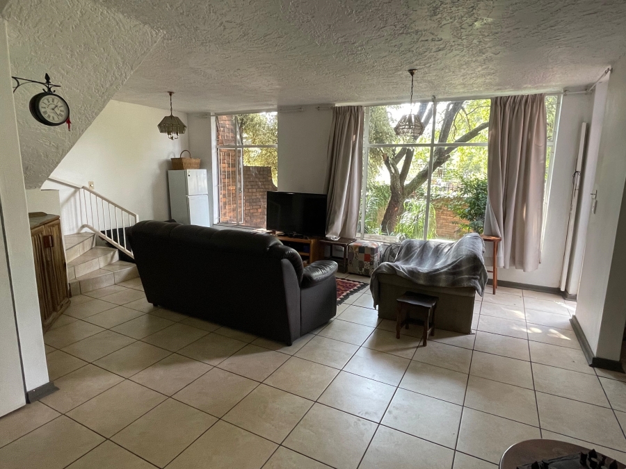 3 Bedroom Property for Sale in Maroelana Gauteng