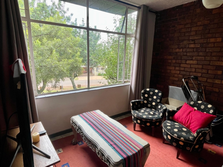 3 Bedroom Property for Sale in Maroelana Gauteng