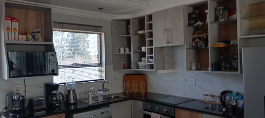 2 Bedroom Property for Sale in Vereeniging Gauteng