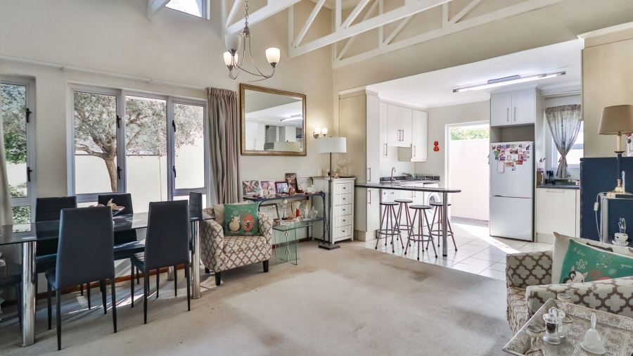 2 Bedroom Property for Sale in Broadacres Gauteng