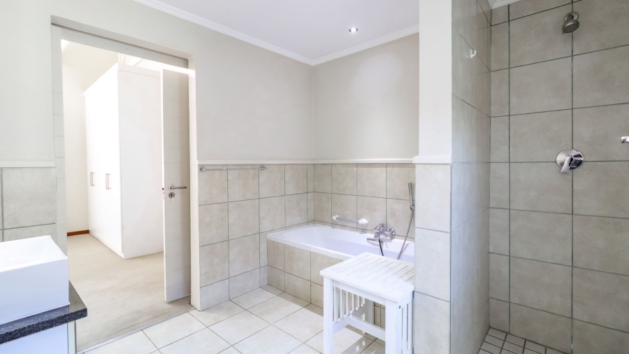 2 Bedroom Property for Sale in Broadacres Gauteng