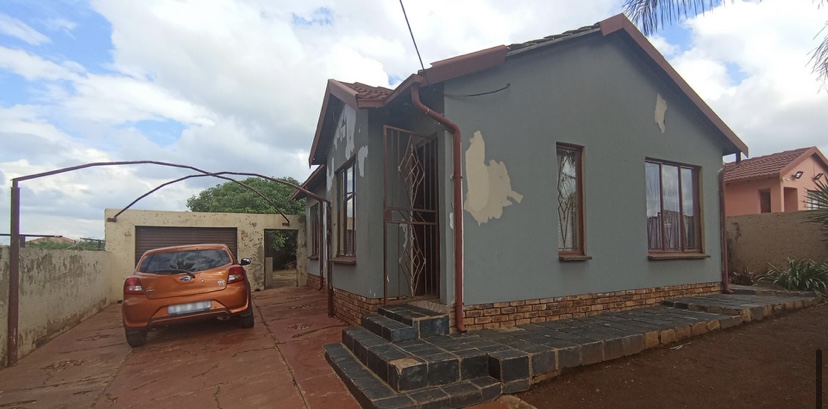 3 Bedroom Property for Sale in Lotus Gardens Gauteng