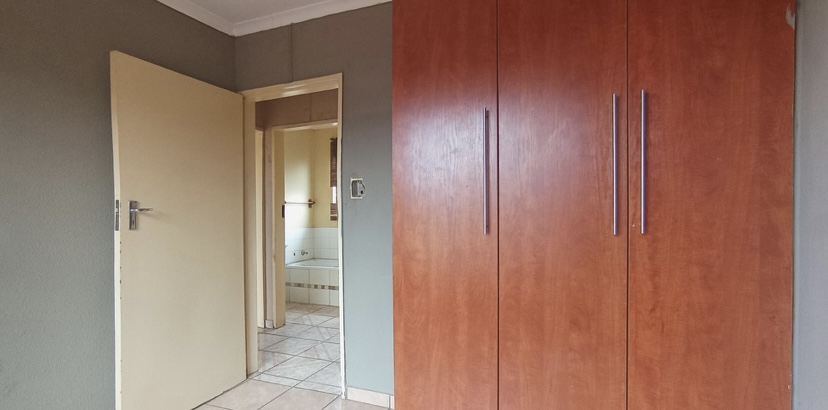 3 Bedroom Property for Sale in Lotus Gardens Gauteng