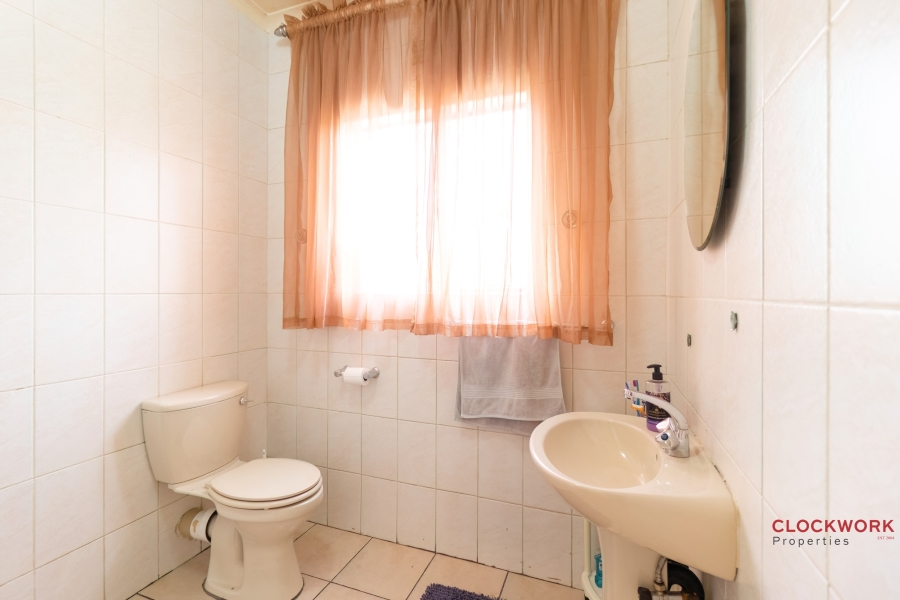 3 Bedroom Property for Sale in Rynsoord Gauteng