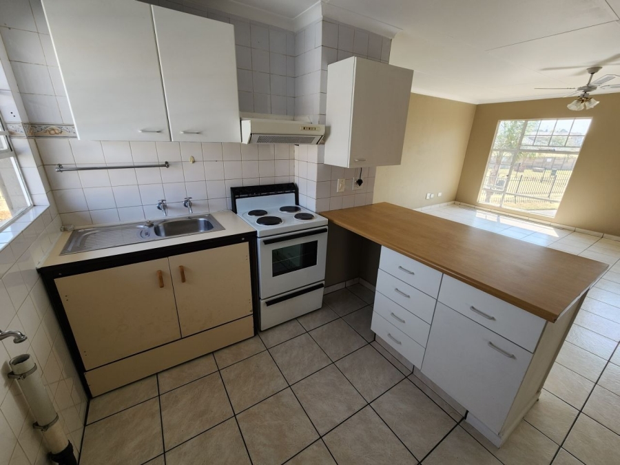 2 Bedroom Property for Sale in Ravenswood Gauteng