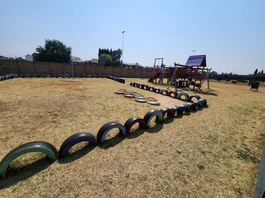 2 Bedroom Property for Sale in Ravenswood Gauteng