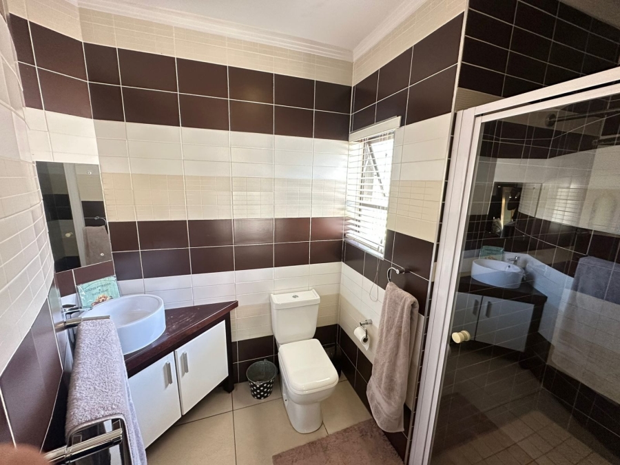 4 Bedroom Property for Sale in Midstream Estate Gauteng