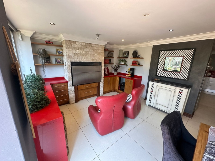 4 Bedroom Property for Sale in Midstream Estate Gauteng