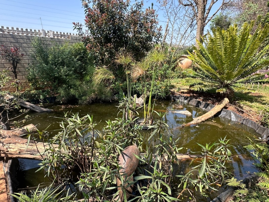 4 Bedroom Property for Sale in Midstream Estate Gauteng
