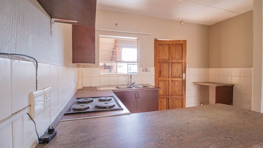 2 Bedroom Property for Sale in Honeypark Gauteng