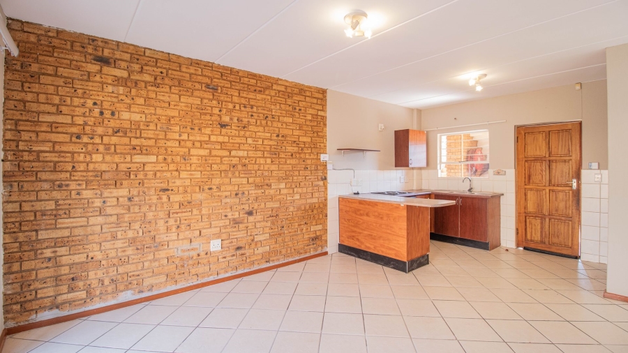 2 Bedroom Property for Sale in Honeypark Gauteng