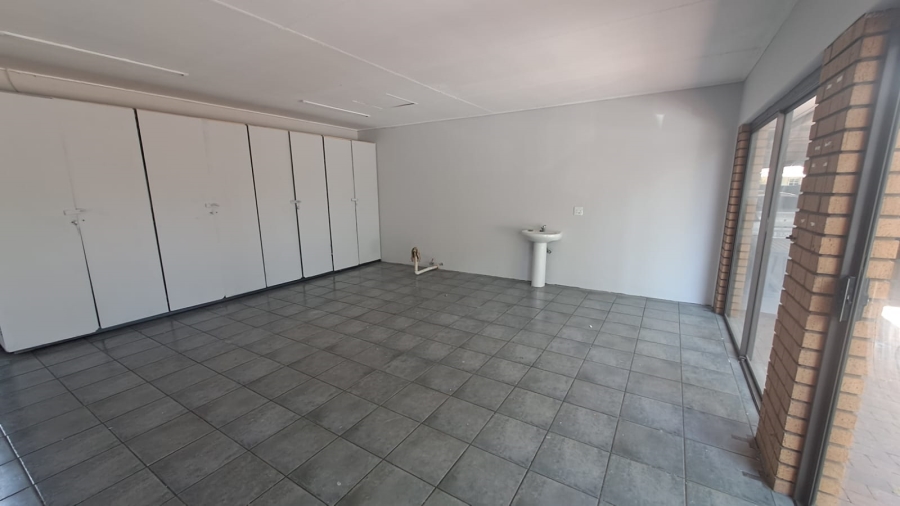 3 Bedroom Property for Sale in Three Rivers Gauteng