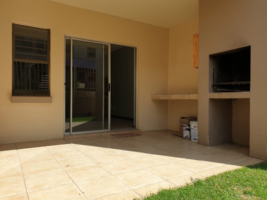 To Let 2 Bedroom Property for Rent in Sundowner Gauteng