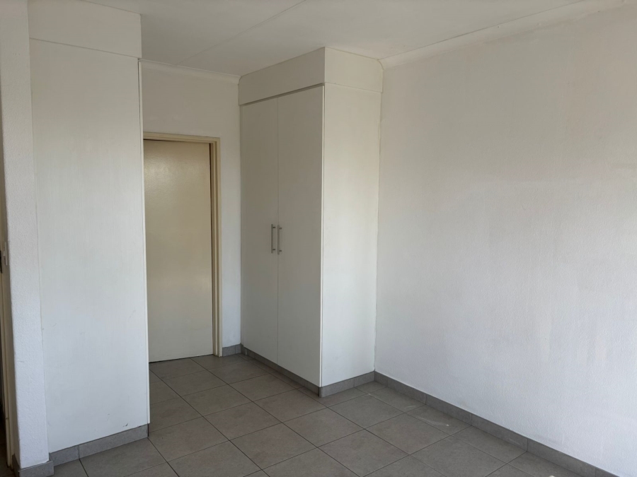 2 Bedroom Property for Sale in Eden Glen Gauteng
