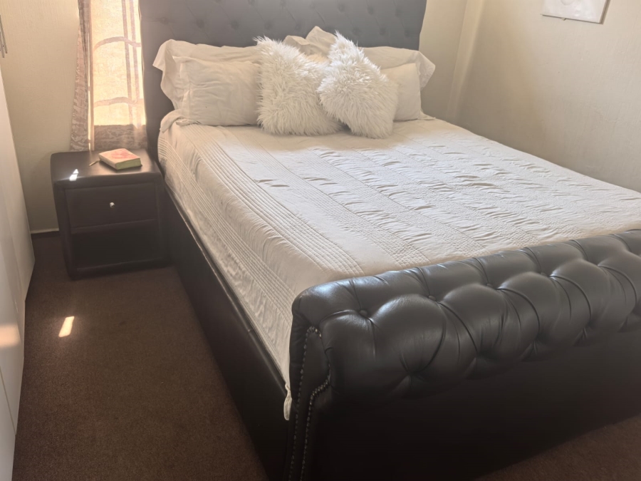 2 Bedroom Property for Sale in Strubensvallei Gauteng