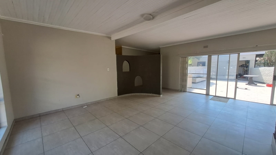 3 Bedroom Property for Sale in Three Rivers Gauteng