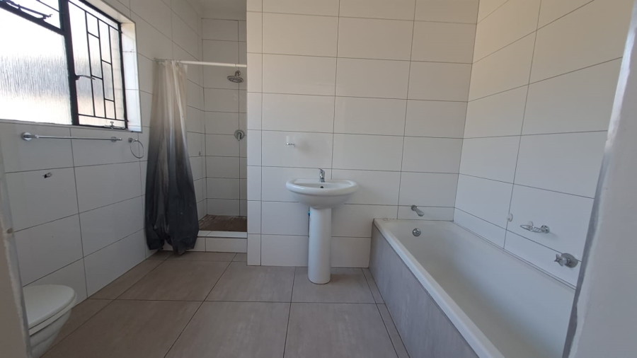 3 Bedroom Property for Sale in Three Rivers Gauteng