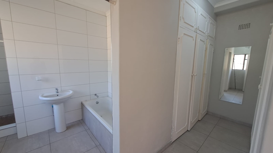 3 Bedroom Property for Sale in Three Rivers Gauteng