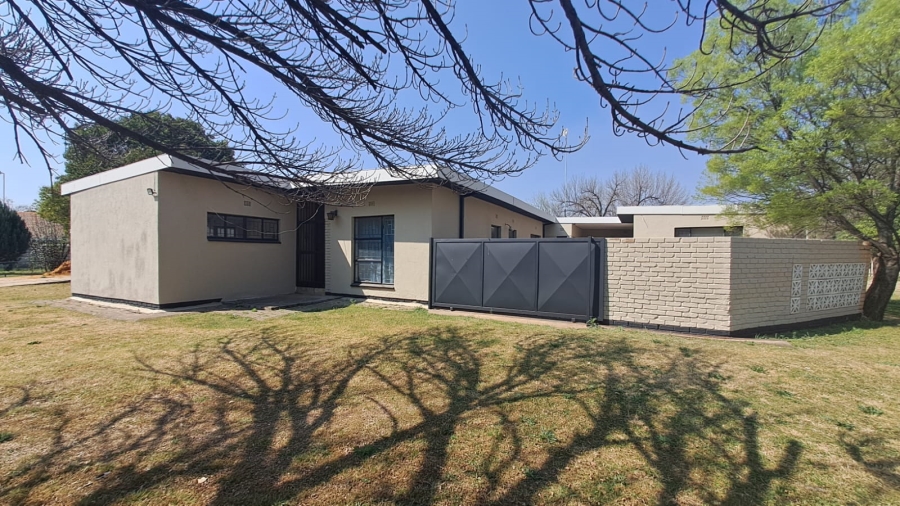 3 Bedroom Property for Sale in Three Rivers Gauteng