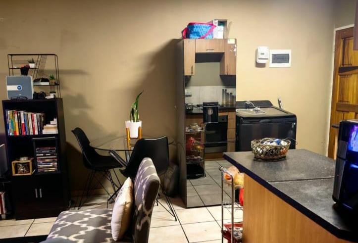 To Let 2 Bedroom Property for Rent in Princess A H Gauteng