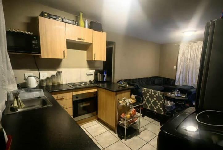 To Let 2 Bedroom Property for Rent in Princess A H Gauteng