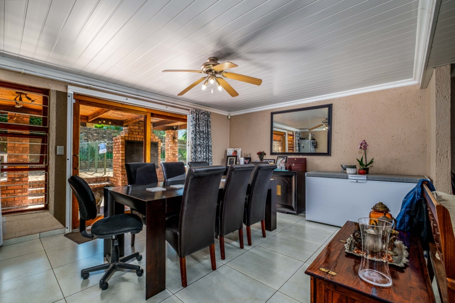 4 Bedroom Property for Sale in Northcliff Gauteng