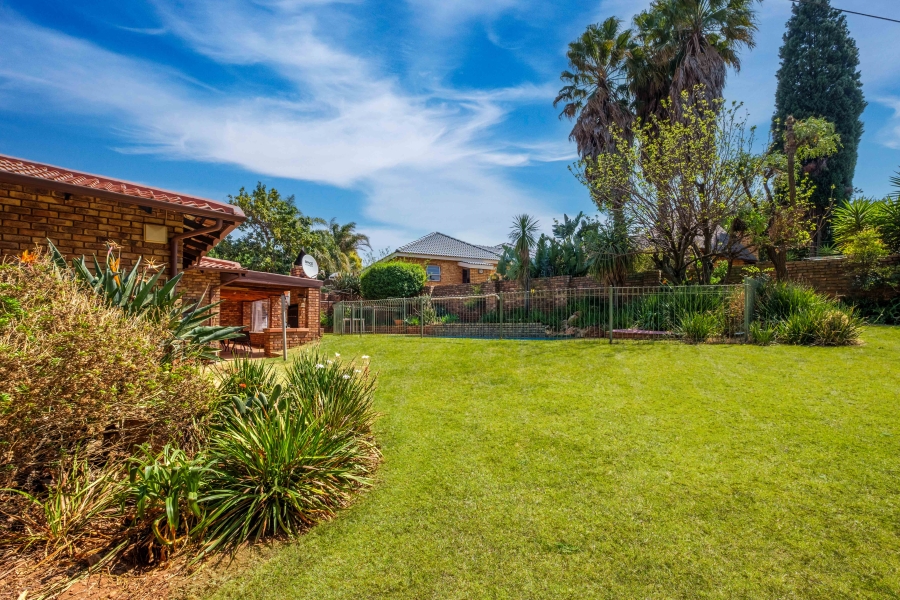 4 Bedroom Property for Sale in Northcliff Gauteng
