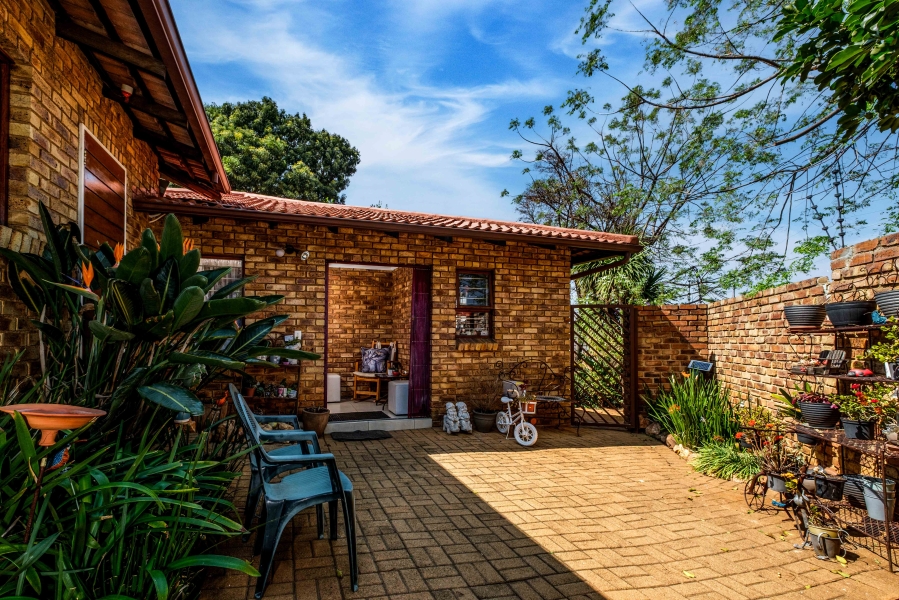 4 Bedroom Property for Sale in Northcliff Gauteng