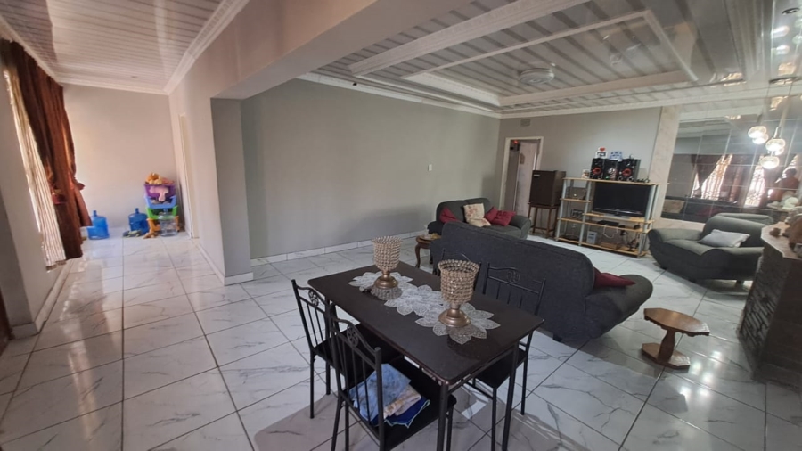 To Let 3 Bedroom Property for Rent in Three Rivers Gauteng