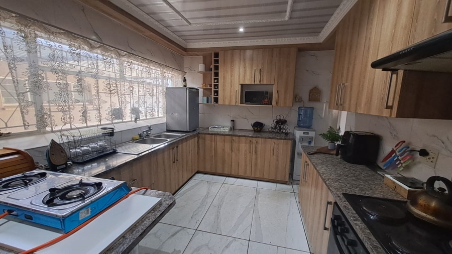 To Let 3 Bedroom Property for Rent in Three Rivers Gauteng