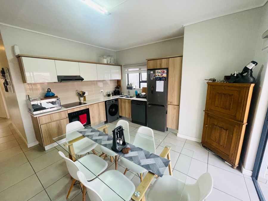 2 Bedroom Property for Sale in Linbro Park Gauteng