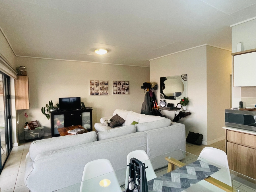 2 Bedroom Property for Sale in Linbro Park Gauteng