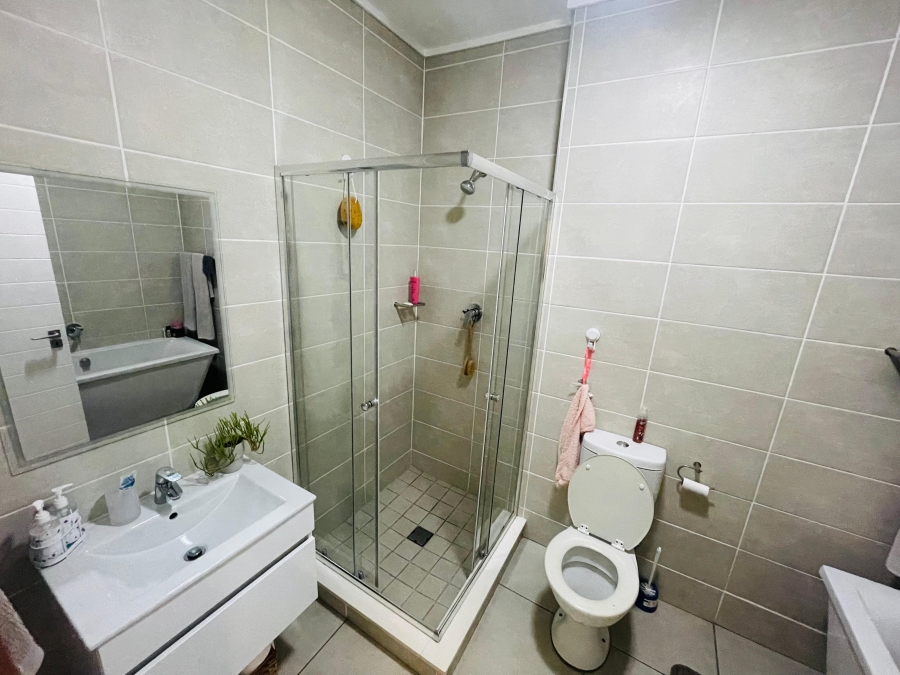 2 Bedroom Property for Sale in Linbro Park Gauteng