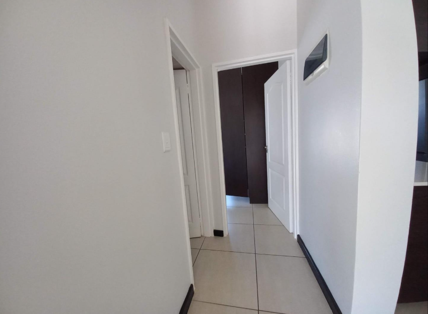 To Let 2 Bedroom Property for Rent in Greenstone Hill Gauteng
