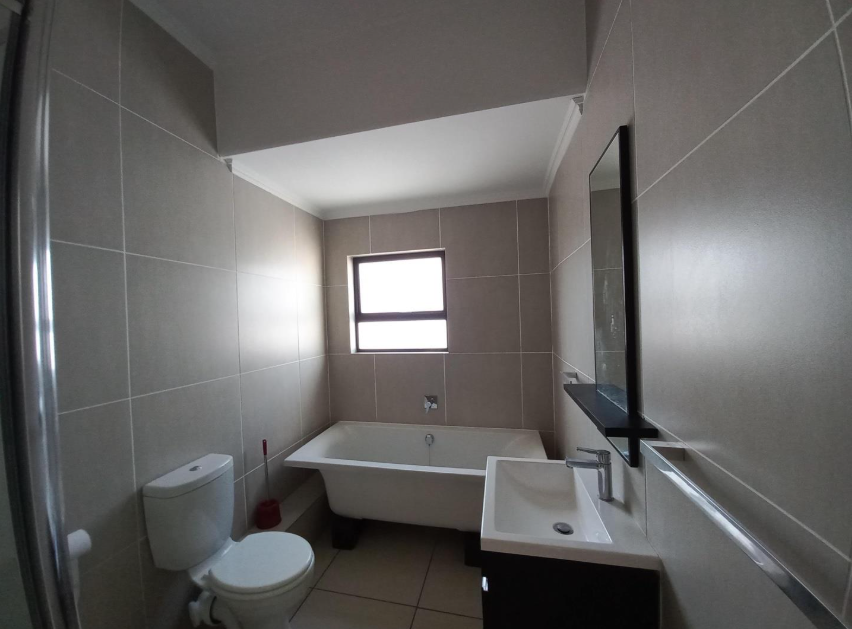 To Let 2 Bedroom Property for Rent in Greenstone Hill Gauteng