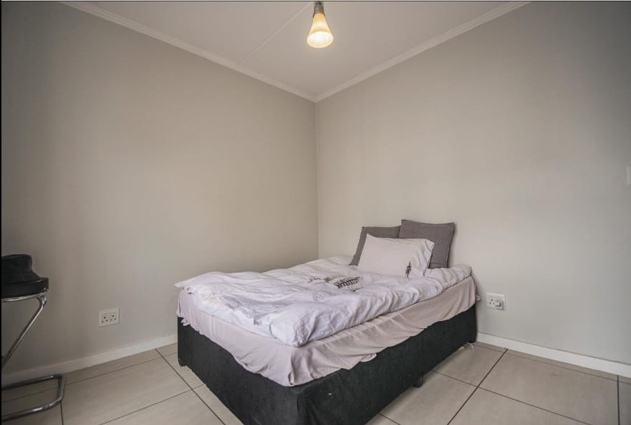 To Let 2 Bedroom Property for Rent in Greenstone Hill Gauteng