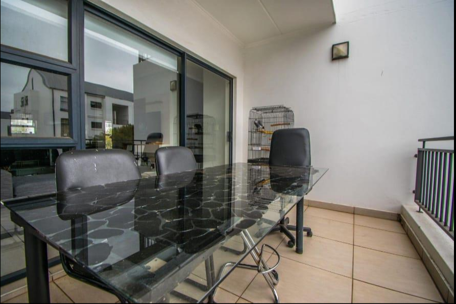 To Let 2 Bedroom Property for Rent in Greenstone Hill Gauteng