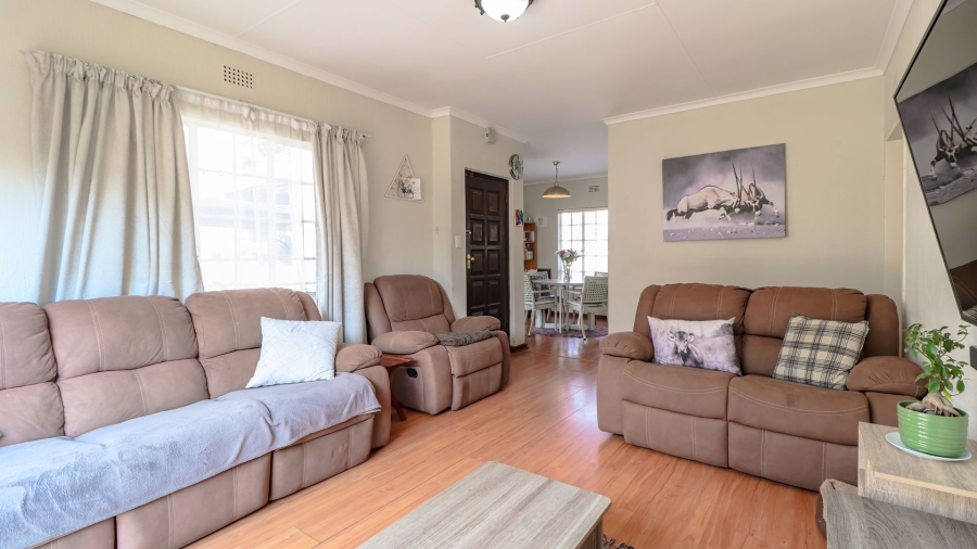 3 Bedroom Property for Sale in Sundowner Gauteng