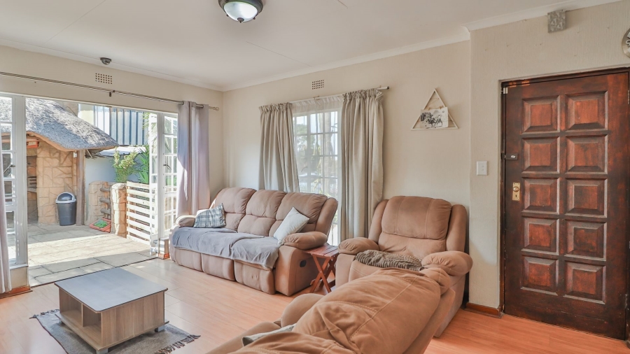 3 Bedroom Property for Sale in Sundowner Gauteng