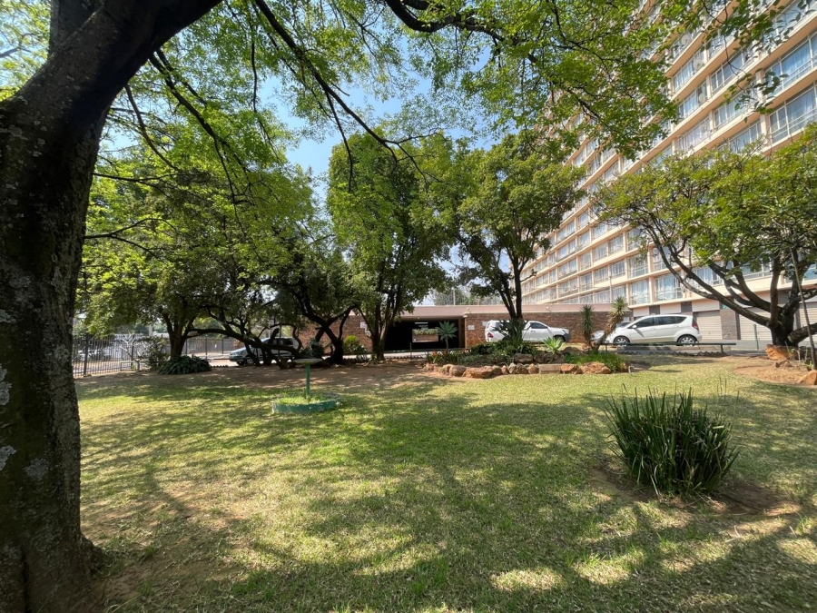 2 Bedroom Property for Sale in Weavind Park Gauteng