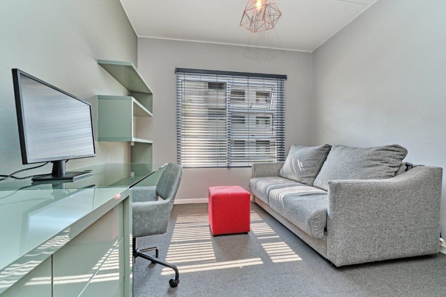 2 Bedroom Property for Sale in Blue Hills Gauteng