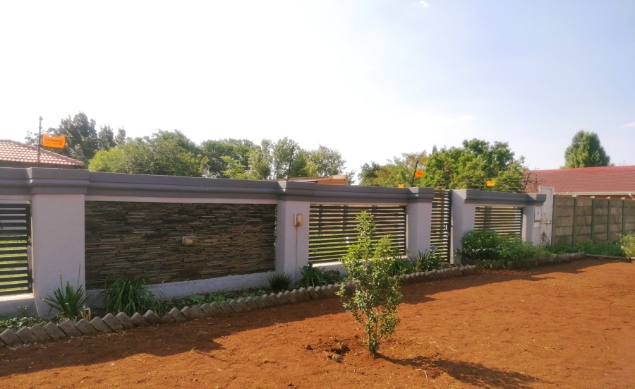 2 Bedroom Property for Sale in Henley on Klip Gauteng