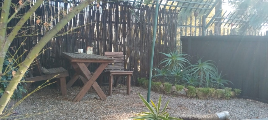 To Let 1 Bedroom Property for Rent in Ruimsig Gauteng