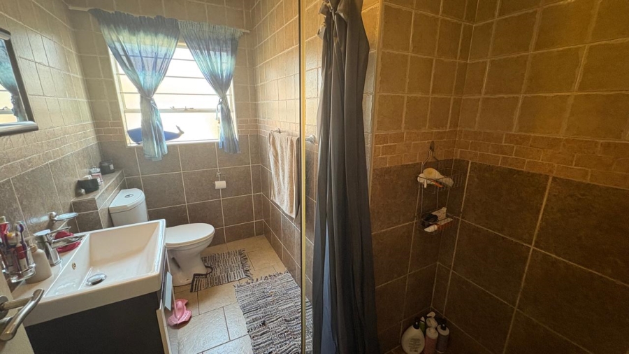 3 Bedroom Property for Sale in Bartlett Gauteng
