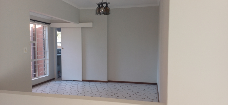 To Let 2 Bedroom Property for Rent in Montgomery Park Gauteng