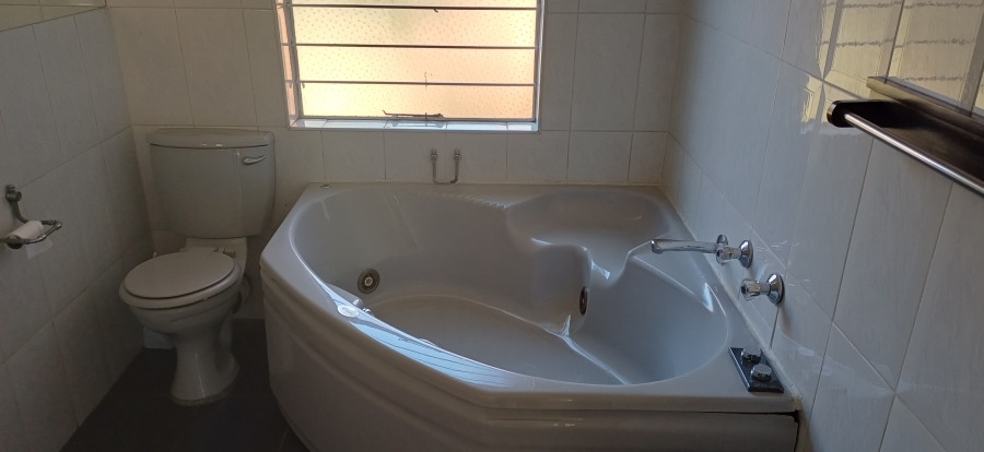 To Let 2 Bedroom Property for Rent in Montgomery Park Gauteng