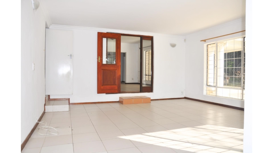 6 Bedroom Property for Sale in Paulshof Gauteng