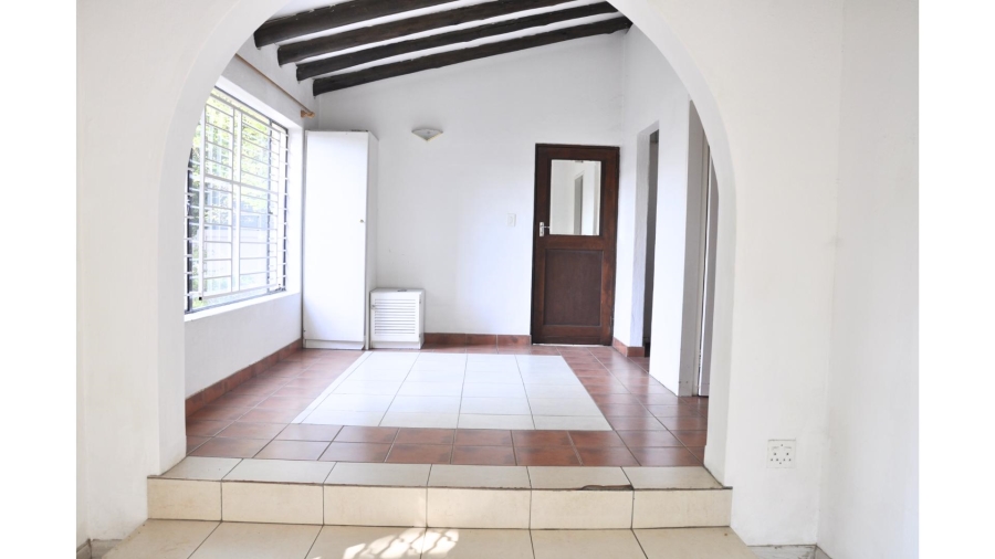 6 Bedroom Property for Sale in Paulshof Gauteng