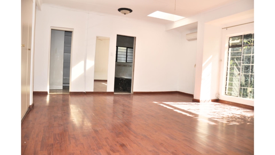 6 Bedroom Property for Sale in Paulshof Gauteng